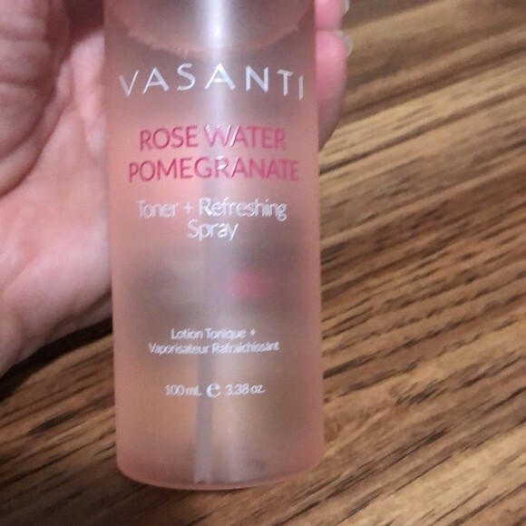 Vasanti rose water pomegranate toner +refreshing Spray 100 ml - Picture 3 of 4